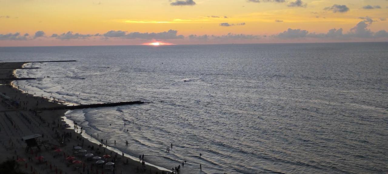 Apartaestudio Al Lado Del Mar Cartagena Екстер'єр фото